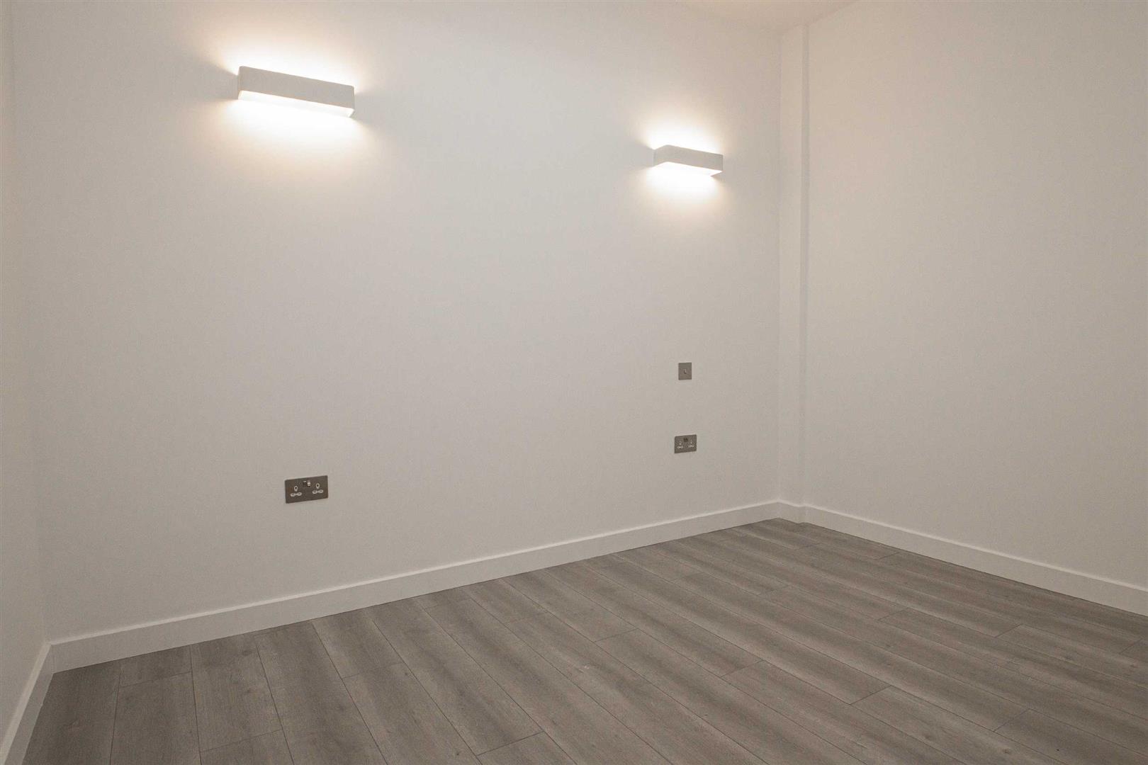 Foxhunter Drive, Linford Wood, Milton Keynes